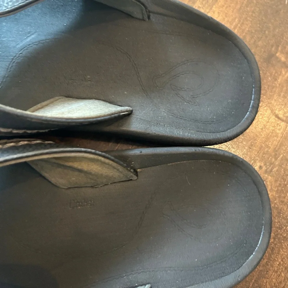 OluKai Ohana Flip Flops Mens 12 Dark Shadow Black Water Resistant Sandal Summer
